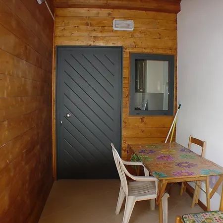 Luni * مارينا دي ماسا